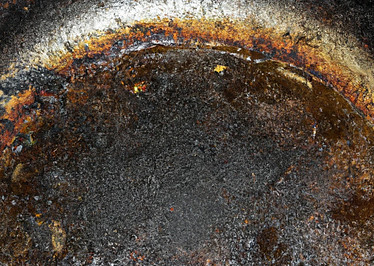 is-it-safe-to-use-a-burnt-stainless-steel-pan-make-sure-the-blackened-residue-layer-is-removed
